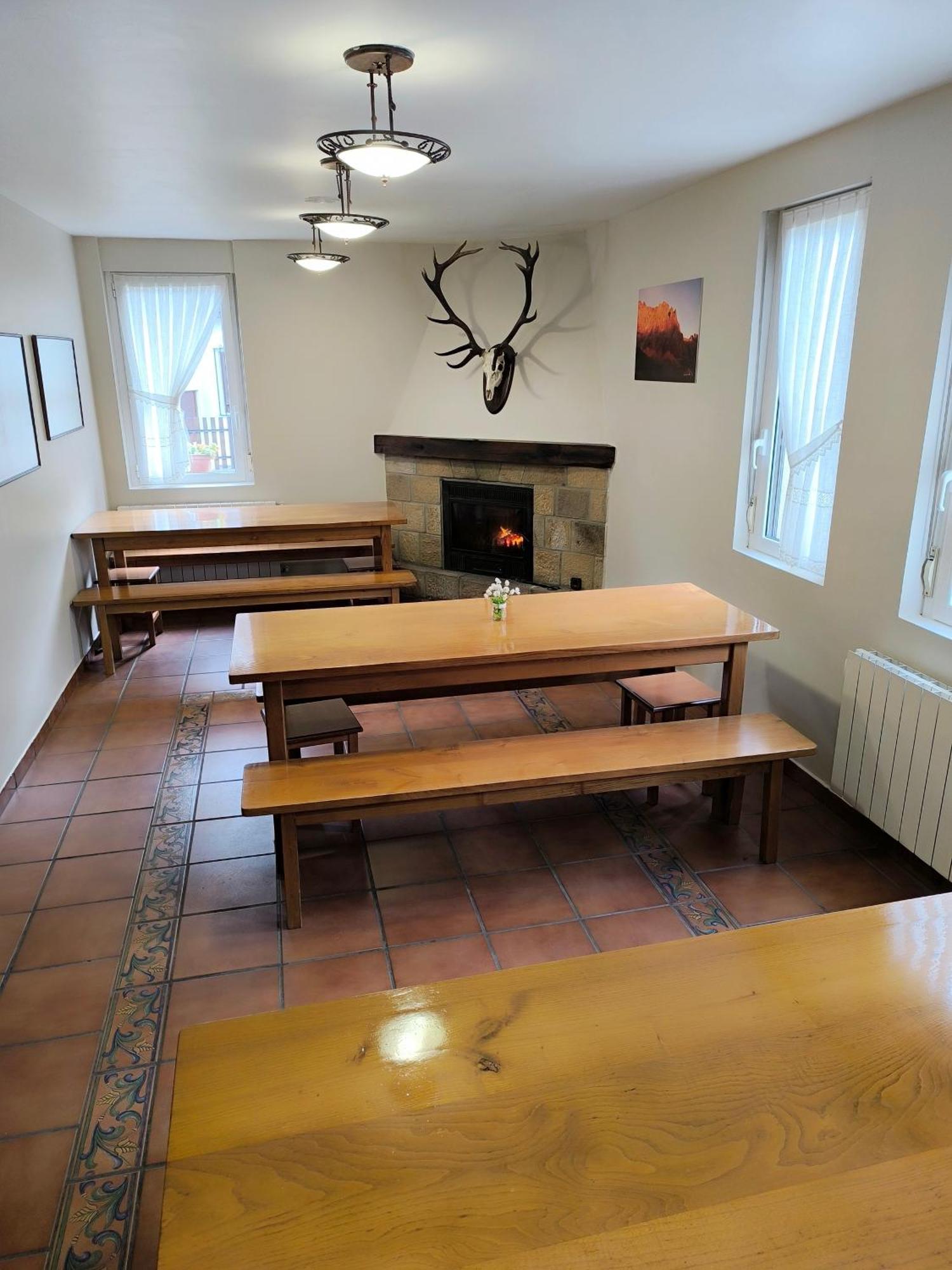 Albergue Turistico Briz Espinama Zewnętrze zdjęcie
